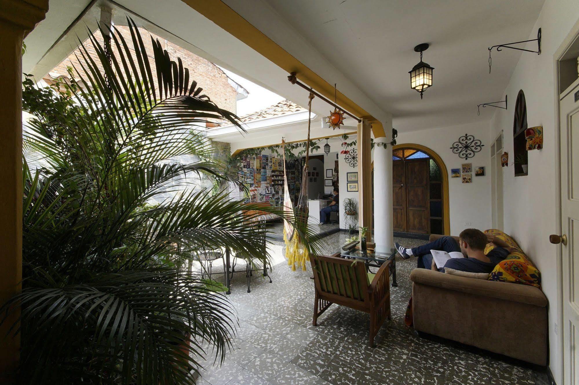 Casa Ruta Sur (Adults Only) Hotell Cali Exteriör bild